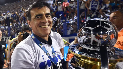 Gustavo Quinteros se coronó campeón en Argentina.