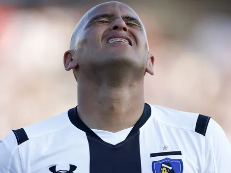 Suazo destroza a Mosa y recuerda su salida de Colo Colo