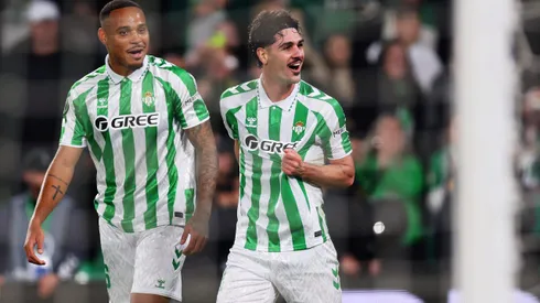 Real Betis sumó un triunfo clave en la Conference League.