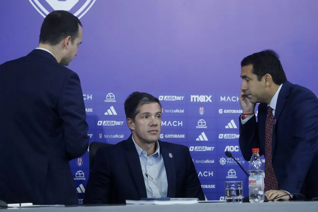 Michael Clark y Sartor en el ojo de la polémica: golpe de la CMF por chanchullos. El tema generó duro round en Cooperativa Deportes.