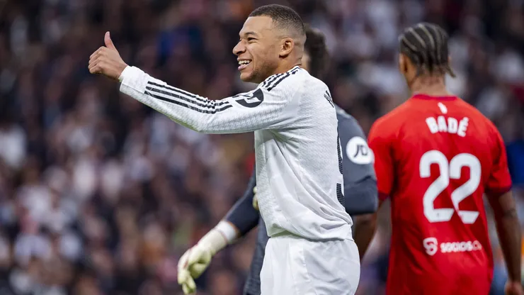 Kylian Mbappé marcó un golazo.