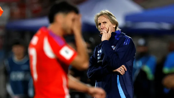 Ricardo Gareca no pasó por Chile tras acompañar a la Sub 20 en España.
