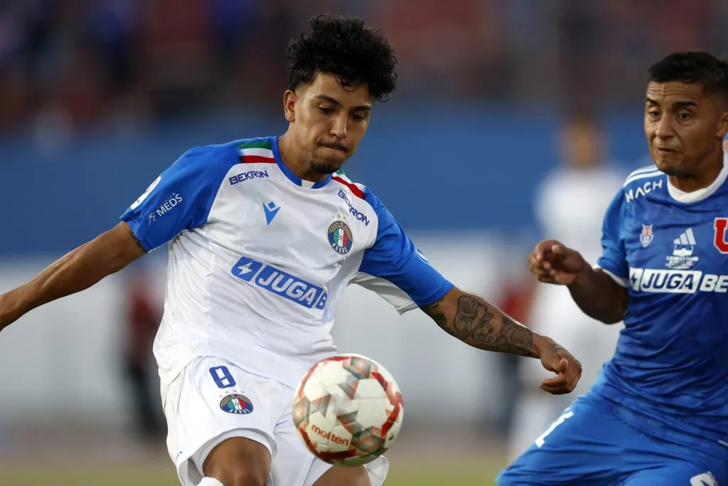 Marco Collao puede llegar a la UC. Foto: Andres Pina/Photosport