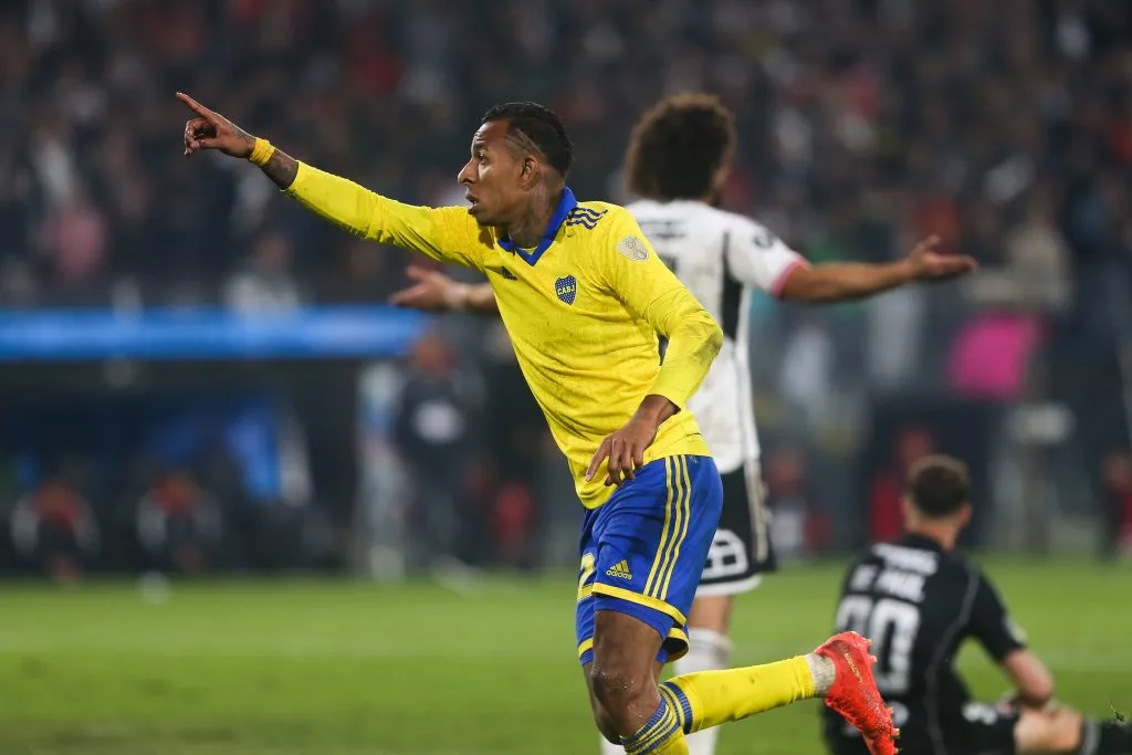 Sebastián Villa está en planes de Colo Colo pero Talleres apareció en el baile. Foto: Photosport.