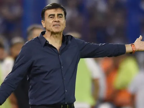 Aseguran que gigante de Brasil viene por Gustavo Quinteros