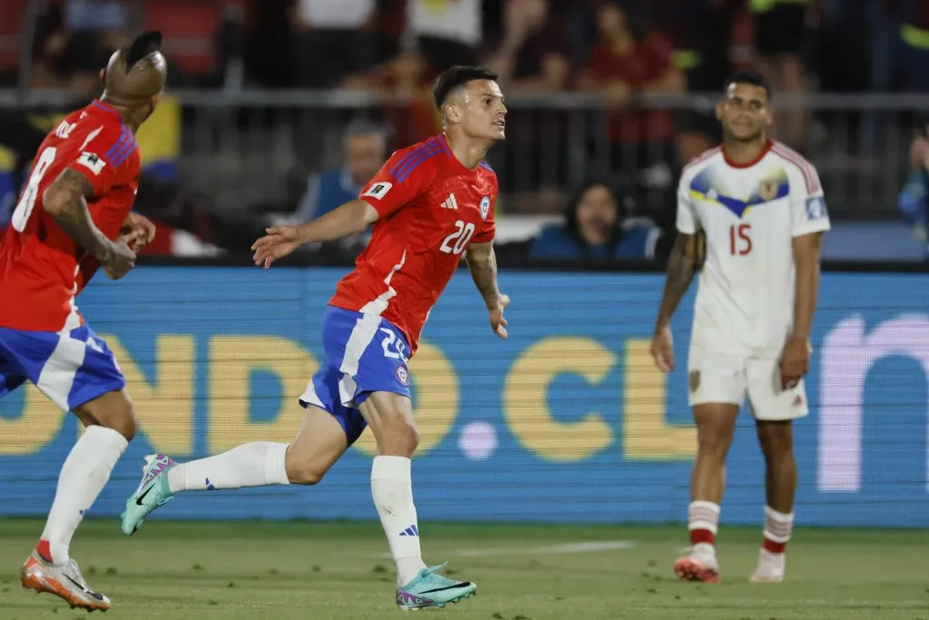 Cepeda fue la gran figura chilena ante Venezuela /Photosport