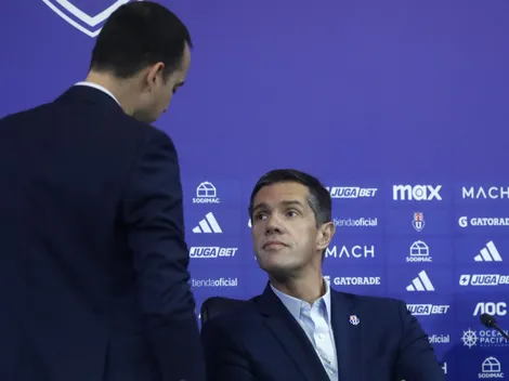 "Es insostenible": piden sacar a Michael Clark de la U