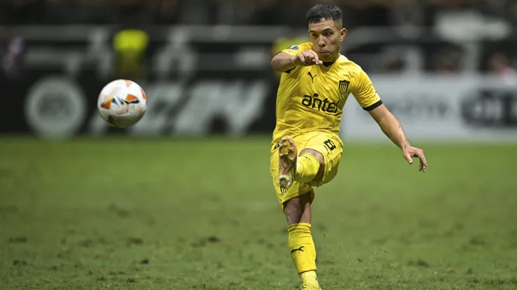 River Plate busca el fichaje de Leonardo Fernández.