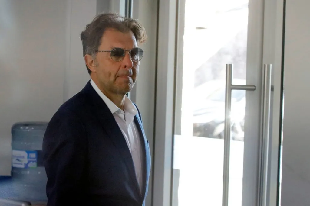 Aníbal Mosa cita a reunión de directorio por refuerzos en Colo Colo (Photosport)