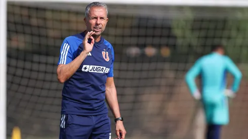 Gustavo Álvarez verá en cancha a los jugadores de la U que están en duda de continuar.