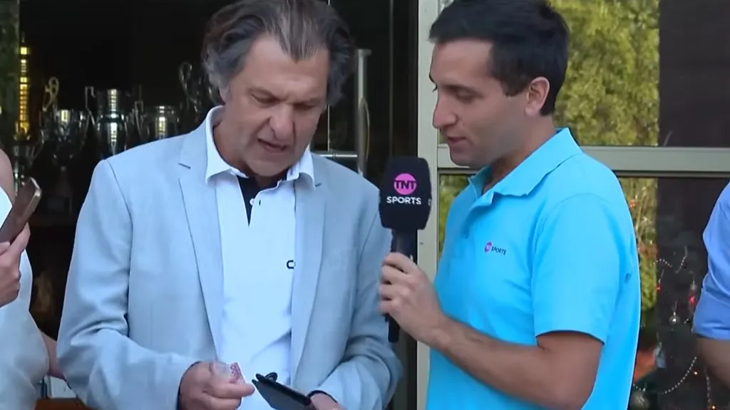 Colo Colo tendrá este lunes la reunión donde abrirá la billetera y definirá los refuerzos para 2025. Foto: TNT Sports.