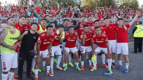 Ñublense celebrando su paso a Copa Libertadores.