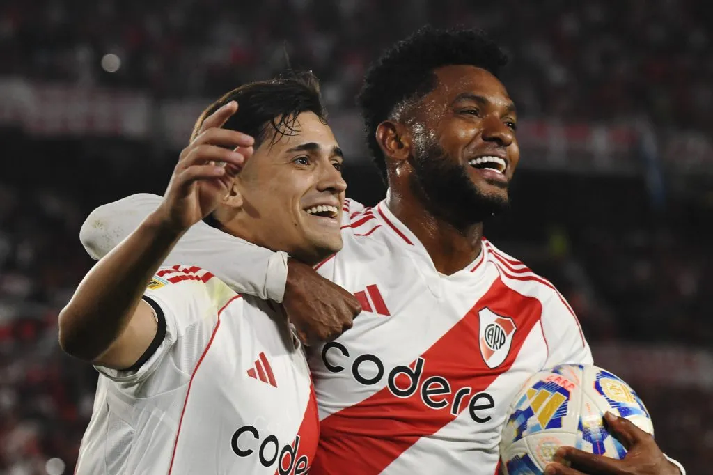 Pablo Solari y Miguel Borja pueden salir de River Plate. (Foto: Imago).