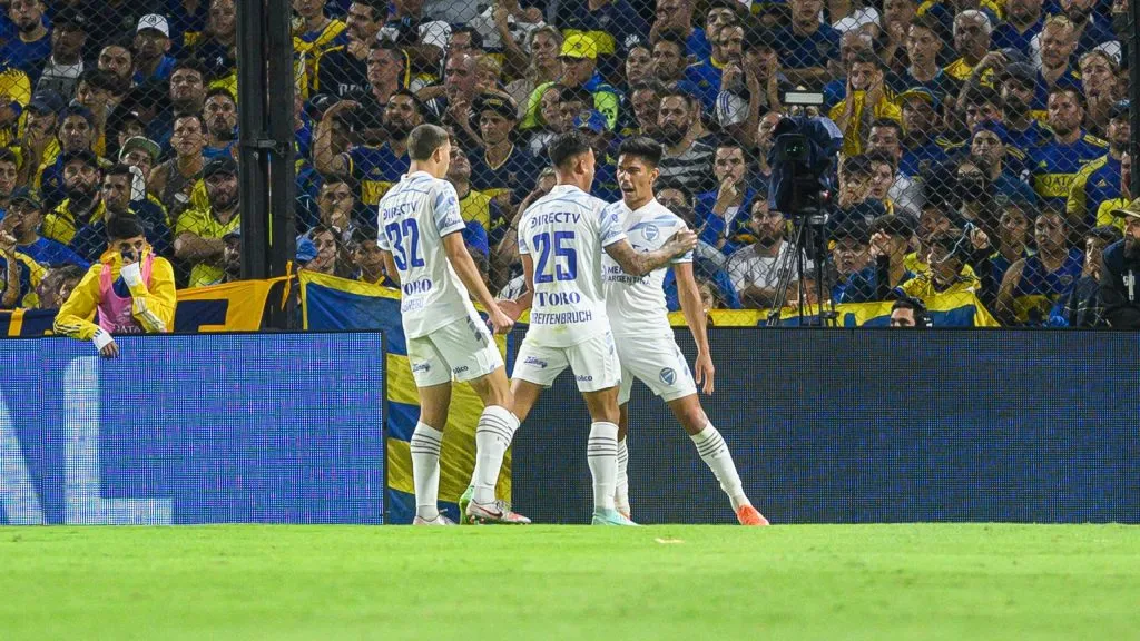 Salomón Rodríguez estaba que cortaba las huinchas por llegar a Colo Colo. Foto: Getty Images.