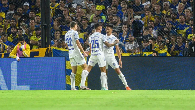 Salomón Rodríguez celebrando con Godoy Cruz.