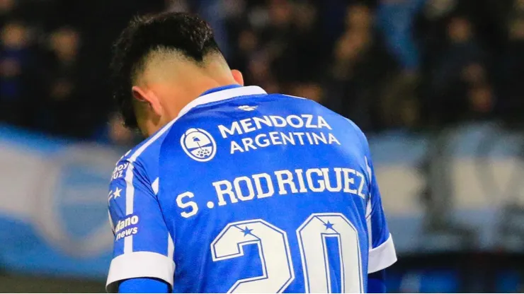 El atacante uruguayo de 24 años será refuerzo de los albos.