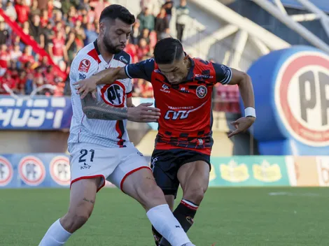 Felipe Flores hace oficial su salida de club recién ascendido para volver a la "B"