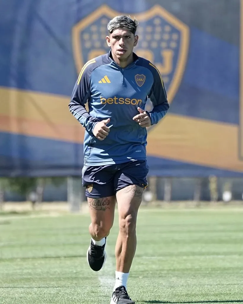 Carlos Palacios entrenó con el plantel de Boca Juniors este sábado, pero con trabajos diferenciados. Foto: Boca Juniors.
