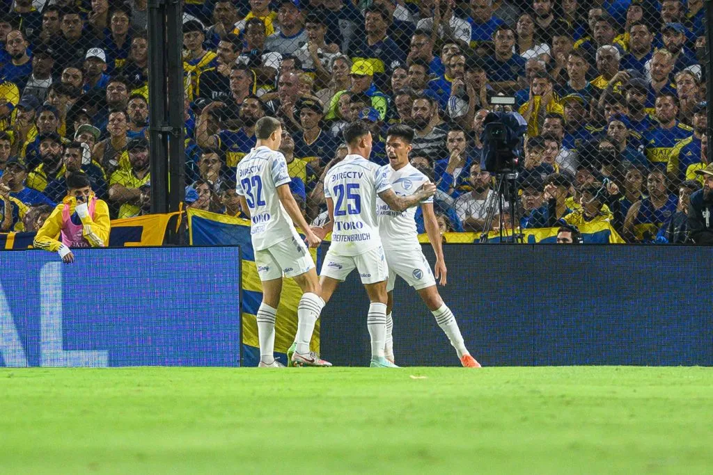 Salomón Rodríguez festejó en La Bombonera ante Boca Juniors. (Foto: Manuel Cortina | Imago).