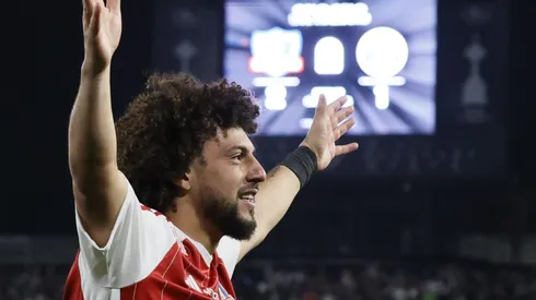 Maxi Falcón sigue ausente en la pretemporada de Colo Colo