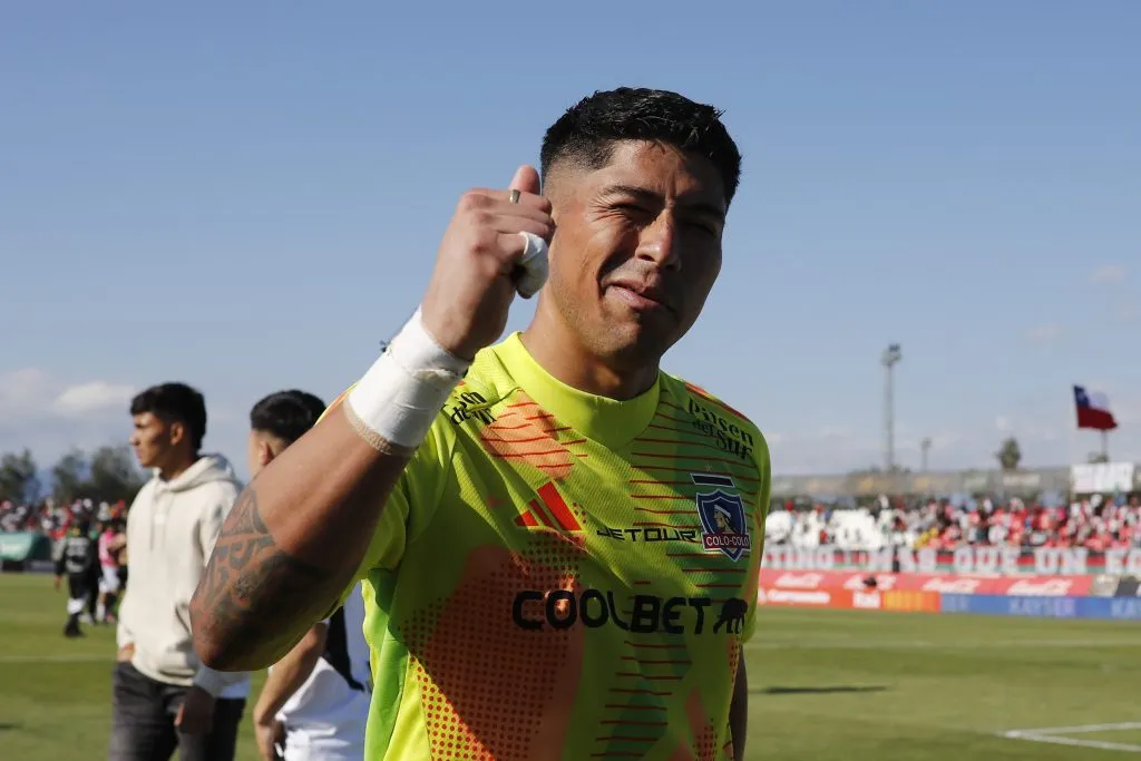 Brayan Cortés seguirá siendo jugador de Colo Colo en 2025. Foto: Photosport.