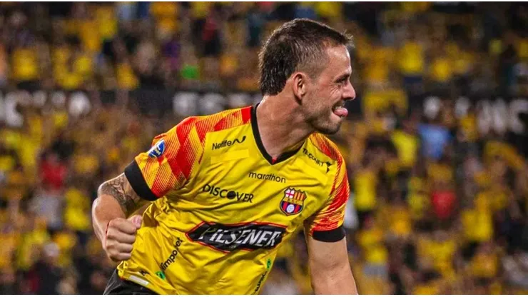 La U se aleja de Octavio Rivero en el mercado de fichajes.