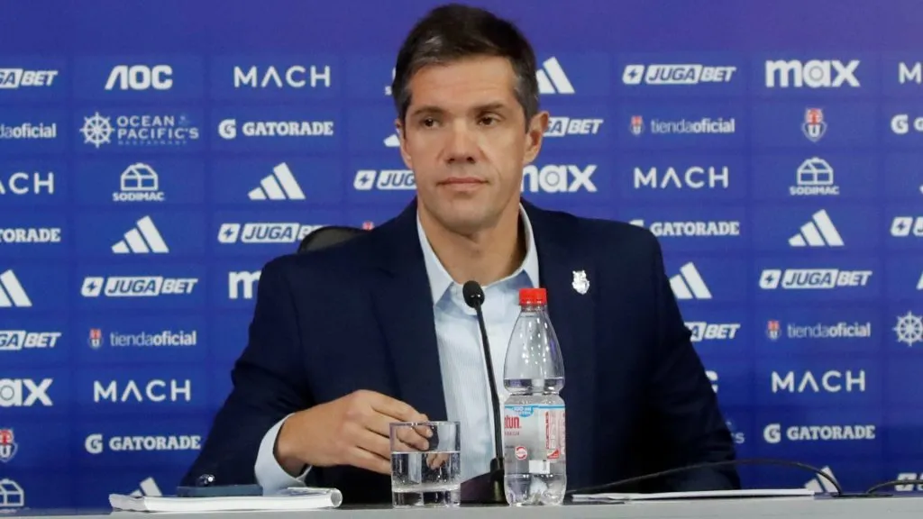 Michael Clark y U. de Chile decidieron no seguir adelante con la demanda. Imagen: Photosport.