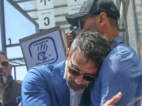 Claudio Valdivia celebra que Jorge sale de la cárcel