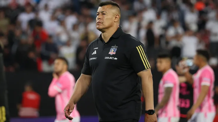 Jorge Almirón lamenta no tener deseado refuerzo para Colo Colo.