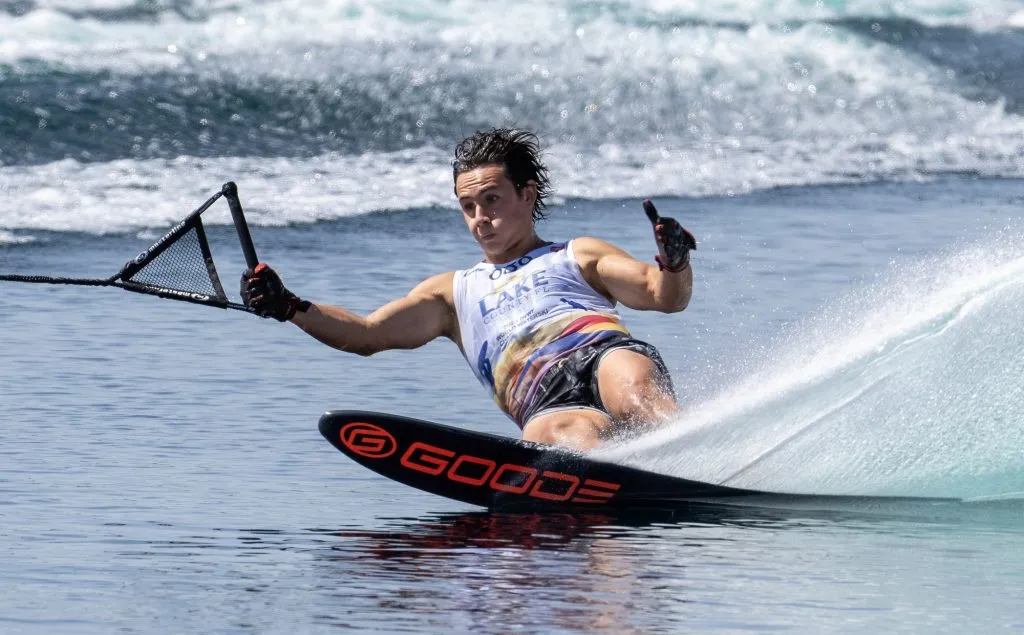 Martin Labra durante la ronda preliminar de los Campeonatos del Mundo de Esquí Náutico de la IWWF 2023 (Getty Images).