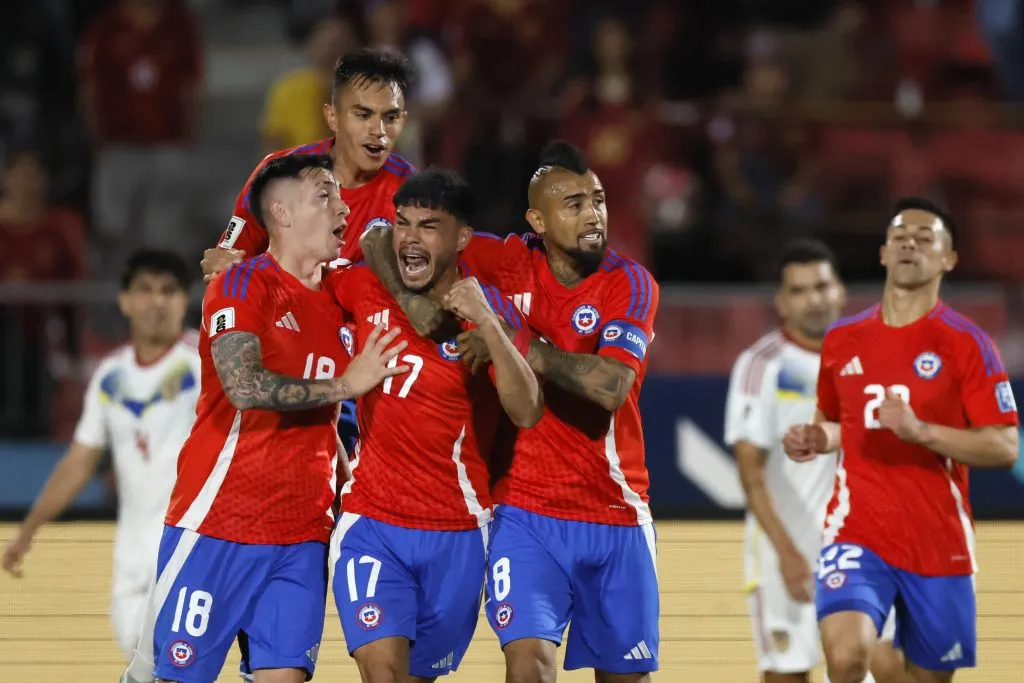 Gabriel Suazo quiere jugar con Vicente Pizarro en Europa | Photosport