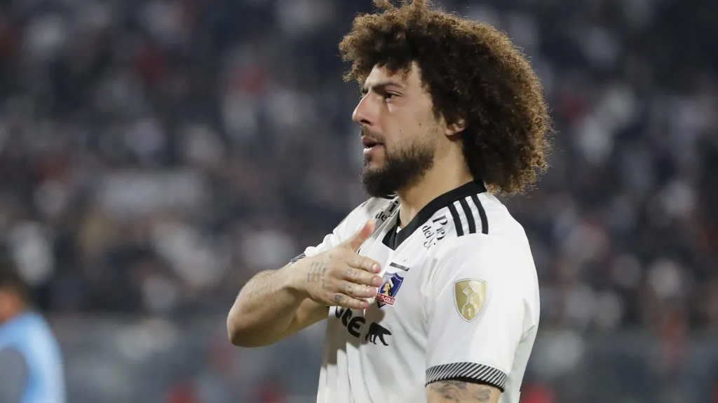 Maximiliano Falcón dio un paso clave con Colo Colo en Uruguay.