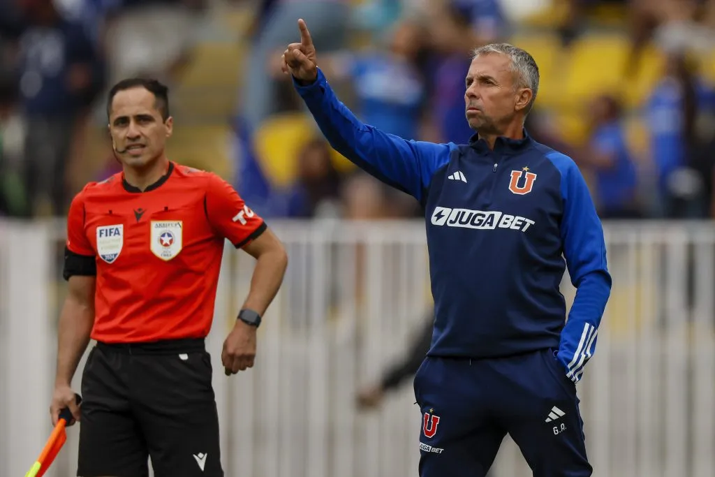 Gustavo Álvarez está más que metido en el mercado de la U. Foto: Photosport.