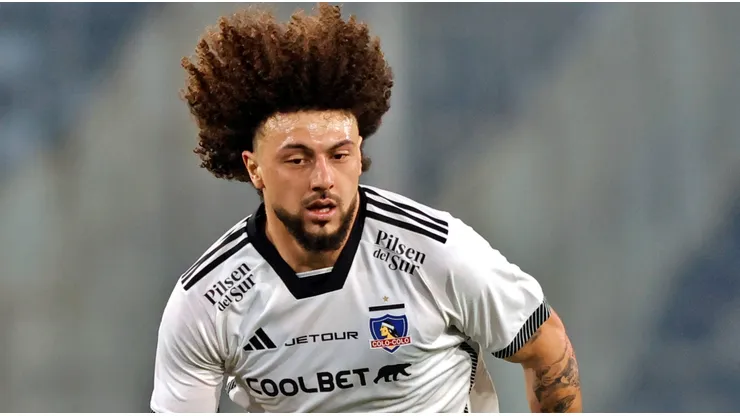 Falcón sigue sin integrarse a la pretemporada de Colo Colo.