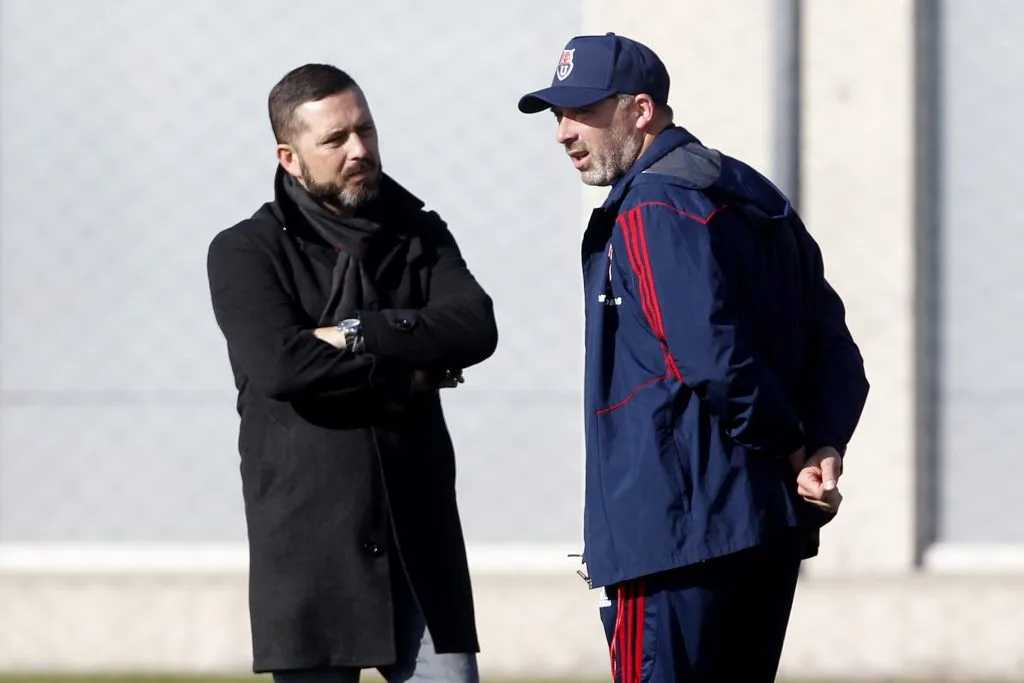 El Polaco Goldberg fue gerente deportivo en Universidad de Chile con Hernán Caputto como DT. (Ramon Monroy/Photosport).