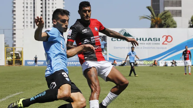 Es uruguayo y anotó tres goles con los Pumas en el Campeonato Nacional 2019.