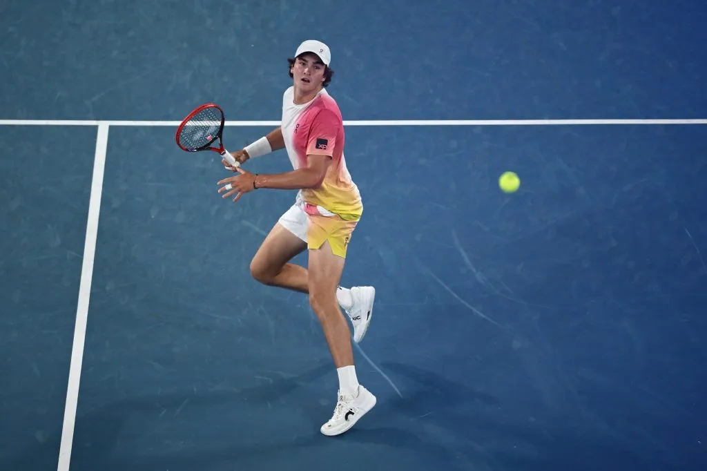 Joao Fonseca contra Andrey Rublev en el Australian Open (Getty Images).