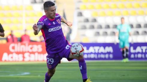 Charles Aránguiz se recupera en U de Chile.