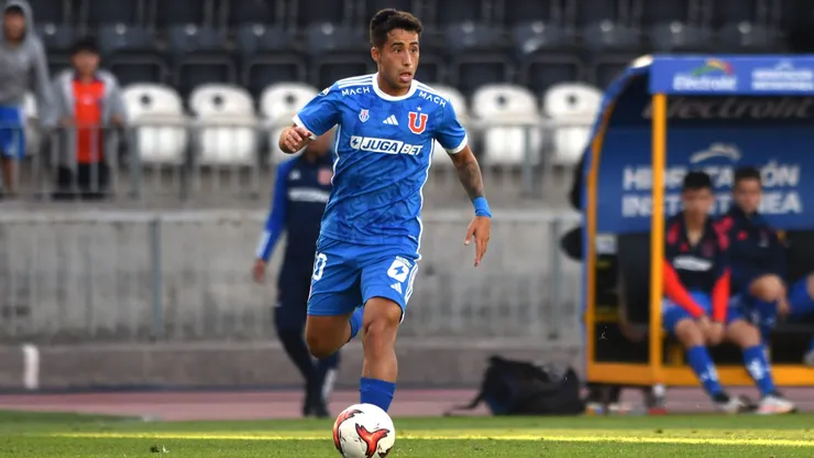 Lucas Assadi podría dejar el fútbol chileno.