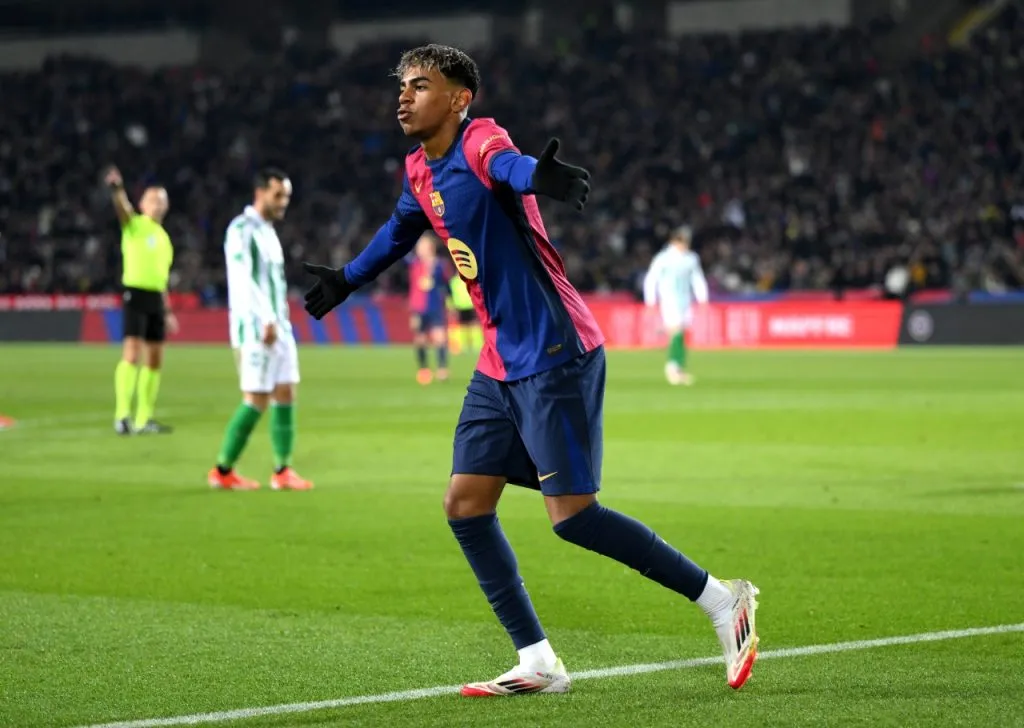Lamine Yamal fue figura en goleada del Barcelona al Betis de Pellegrini (Getty Images)