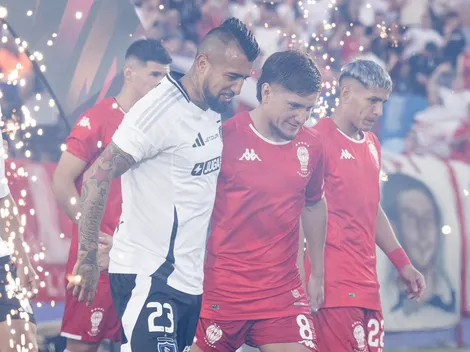 Abrazo con Vidal y risas: el reencuentro de Gil con Colo Colo