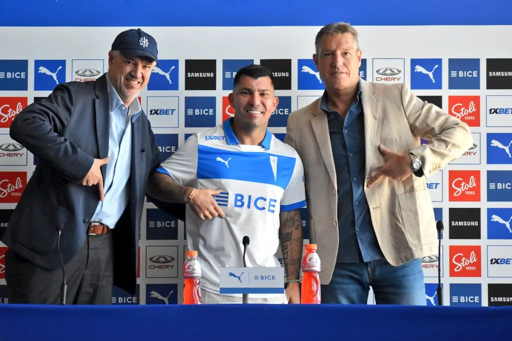 Gary Medel habló de su regreso a Chile con Universidad Católica y echó al agua a la Generación Dorada. Foto: Cruzados.