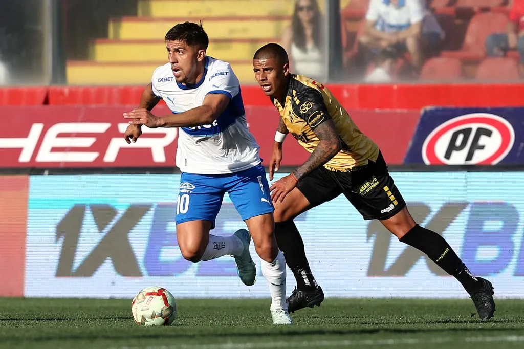 César Pinares ante Coquimbo Unido, que se interesó por él. (Javier Salvo/Photosport).