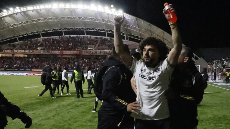 La salida de Maxi Falcón de Colo Colo sigue generando comentarios.