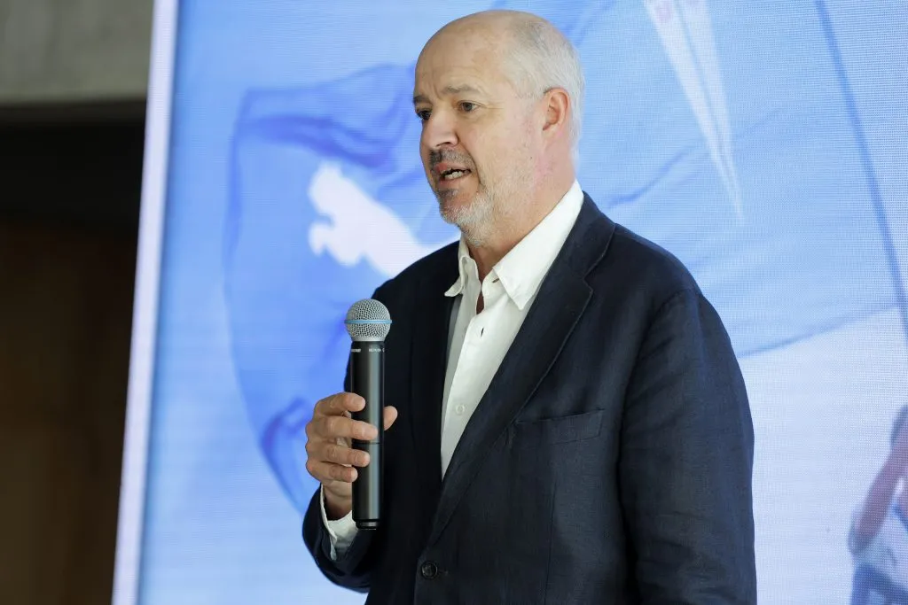 Juan Tagle aclaró la suspensión del trabajo. Imagen: Photosport