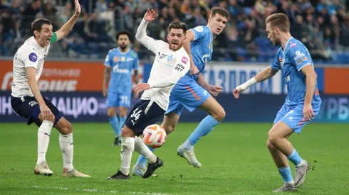 Méndez jugando por Krylya Sovetov Samara.