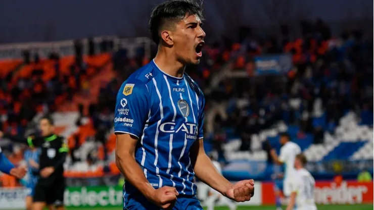 El nuevo crack albo se llama Salomón Rodríguez.
