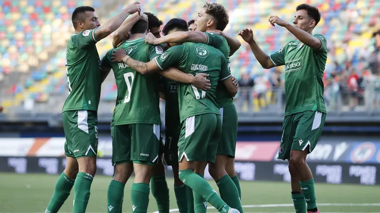 Audax Italiano refuerza su delantera ante la posible salida de Jeraldino.