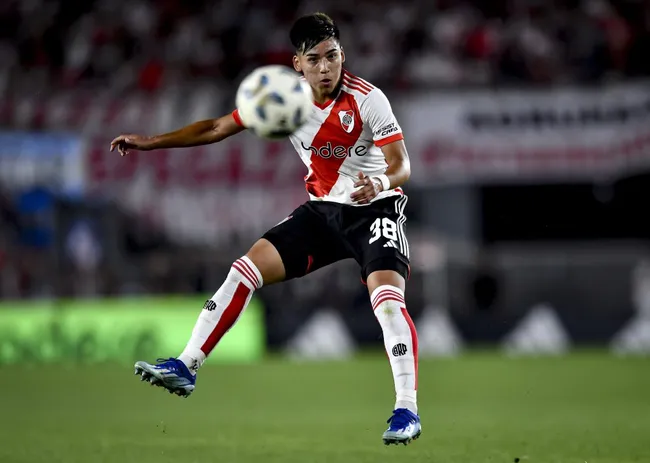 Ian Subiabre en River Plate. (Marcelo Endelli/Getty Images).