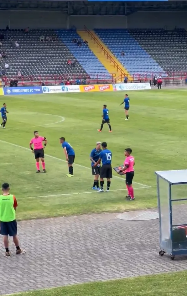 El ingreso de Sebastián Melgarejo en Huachipato. (Foto: Captura Octava Pasión).